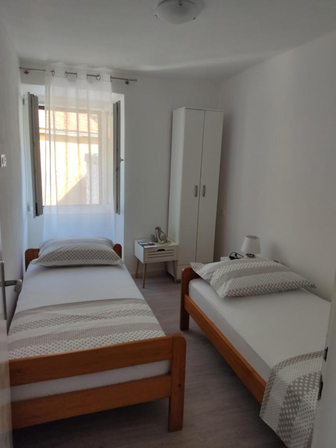 Apartment Zagalo Sveta Nedelja  Eksteriør billede